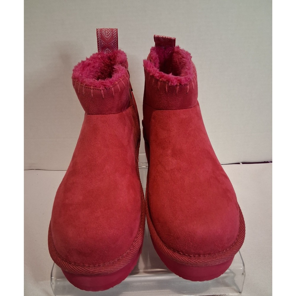 Muk Luks Size 8 Pink Faux Suede Faux Shearling Lined Ankle Boots Women's